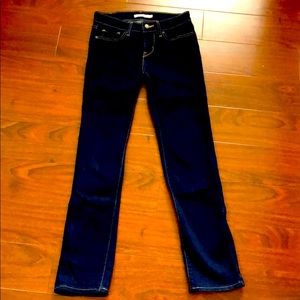 Levi’s 712 Slim Jeans